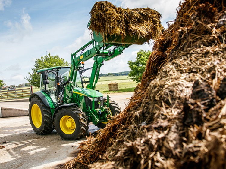 Rynek ciągników styczeń – kwiecień 2018. John Deere z największą liczbą zarejestrowanych traktorów